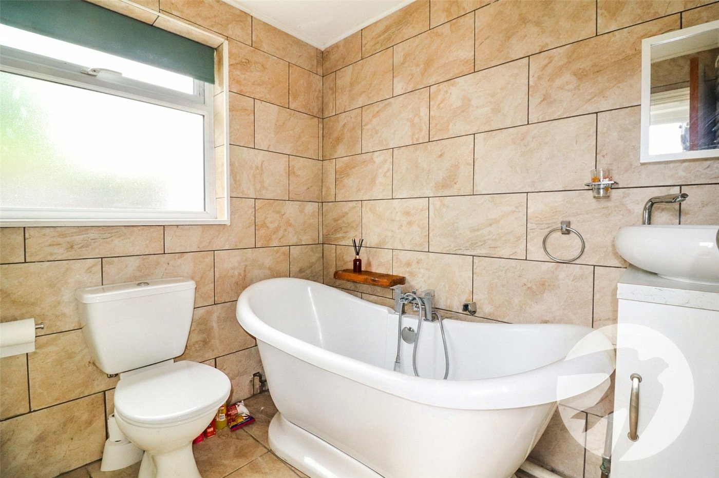 2 bedroom property for sale in Northumberland Heath | Robinson Jackson