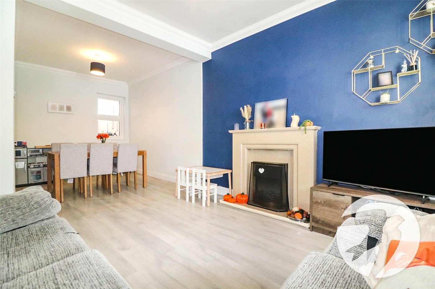 3 bedroom house for sale in Northumberland Heath | Robinson Jackson