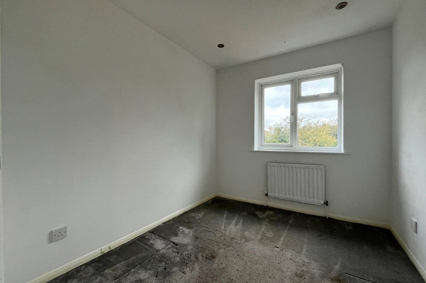 2 bedroom house for sale in Princes Park | Robinson Michael & Jackson