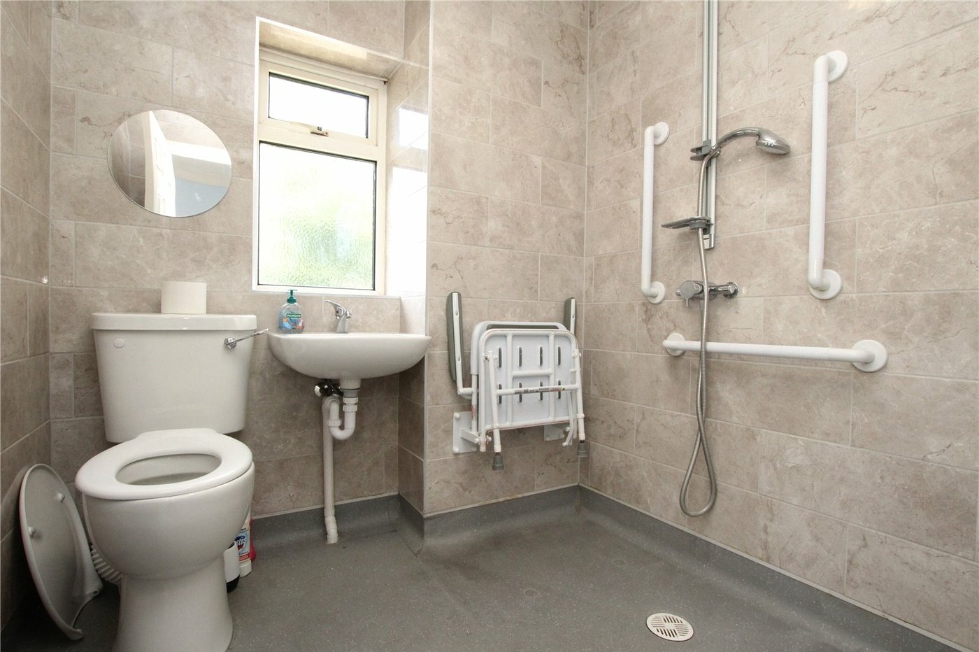 2 bedroom house for sale in Charlton | Robinson Jackson