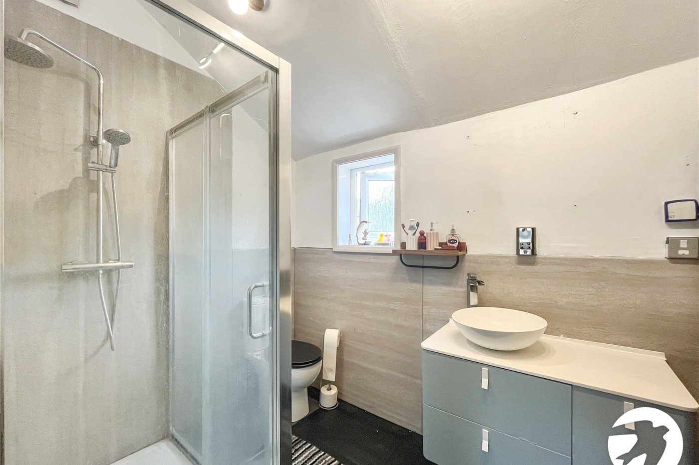 2 bedroom property for sale in Maidstone | Robinson Michael & Jackson