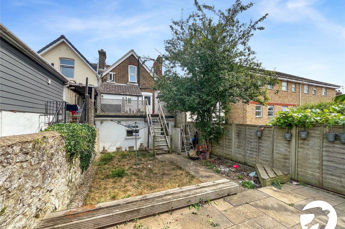 2 bedroom property for sale in Maidstone | Robinson Michael & Jackson