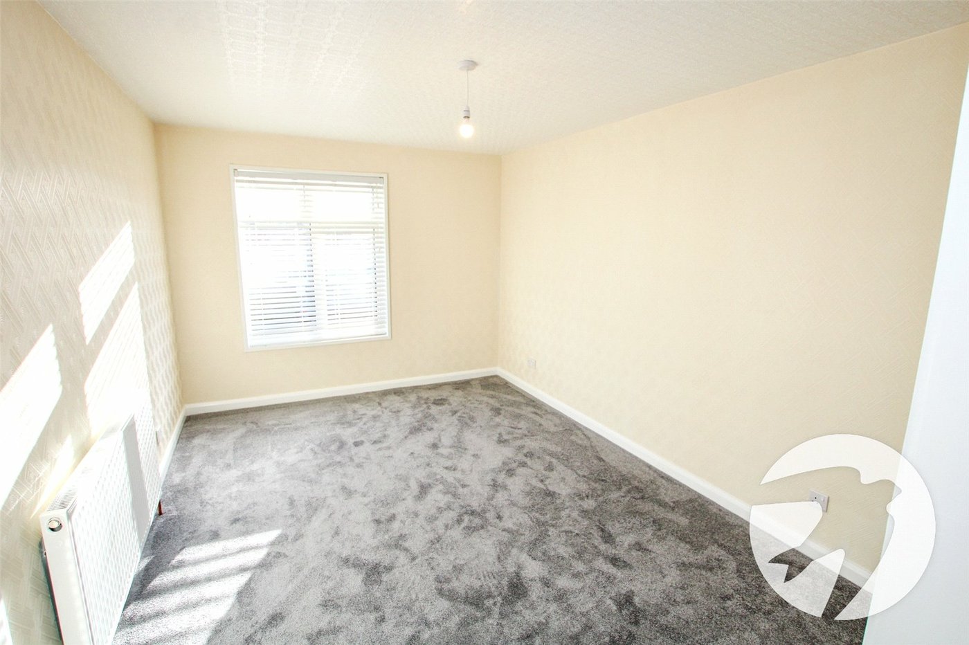 3 bedroom house for sale in London | Robinson Jackson