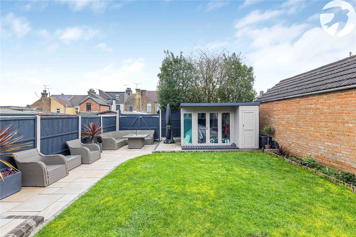 4 bedroom house for sale in Rochester | Robinson Michael & Jackson