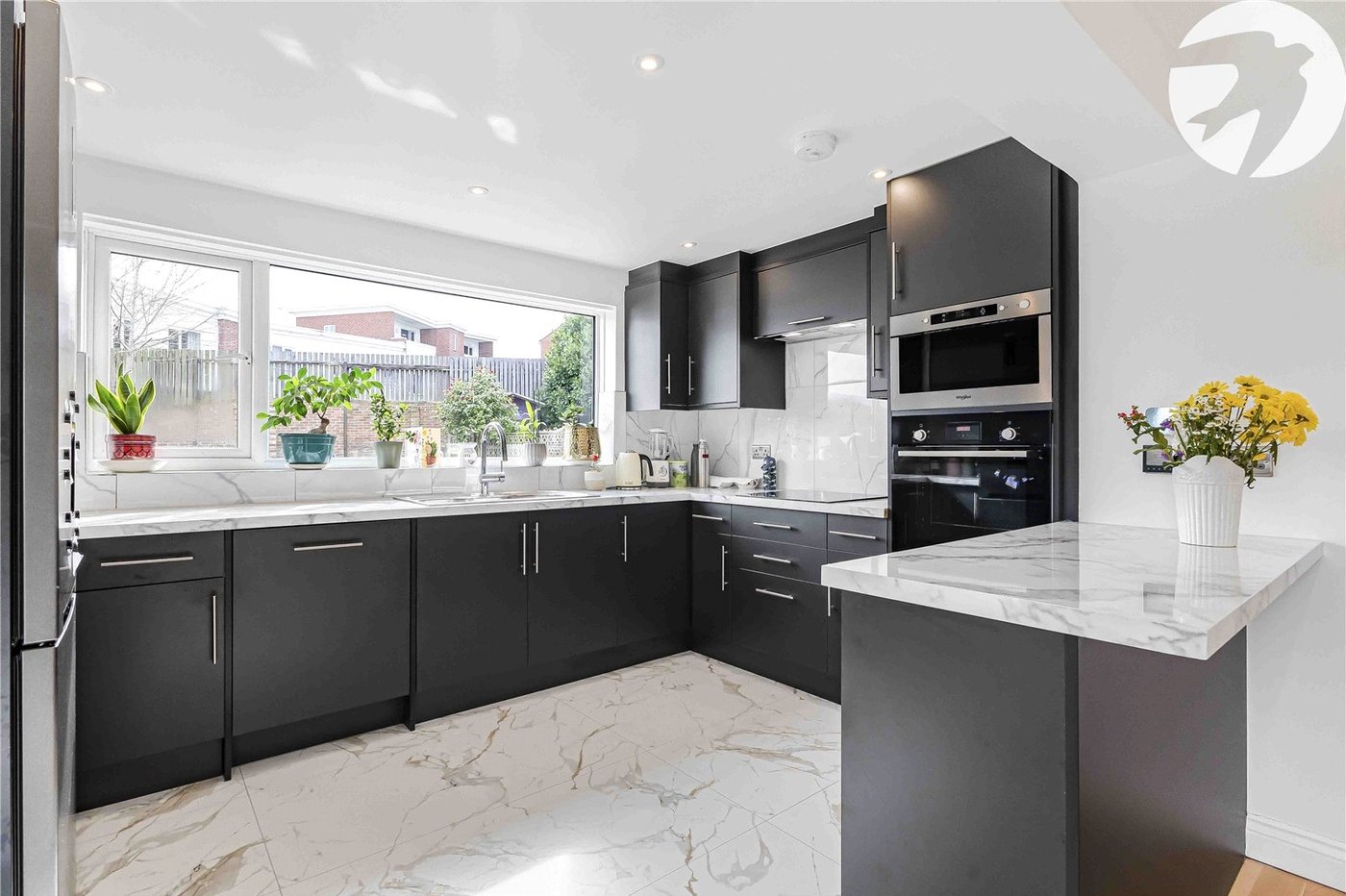 2 bedroom bungalow for sale in Rochester | Robinson Michael & Jackson