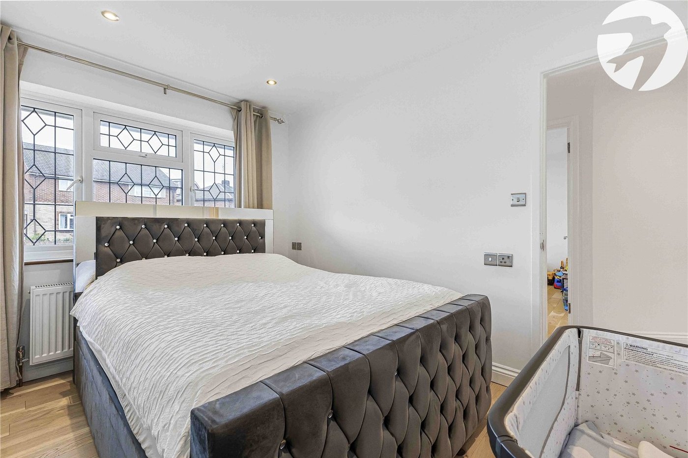 2 bedroom bungalow for sale in Rochester | Robinson Michael & Jackson