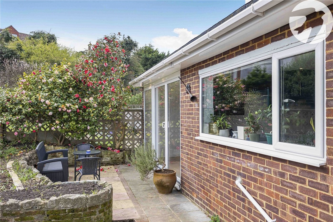 2 bedroom bungalow for sale in Rochester | Robinson Michael & Jackson