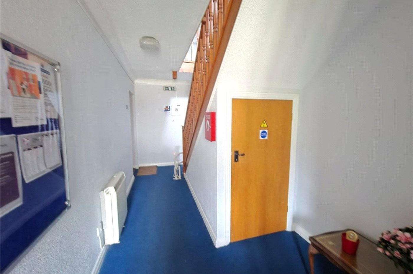 2 bedroom property for sale in Farnborough | Robinson Jackson