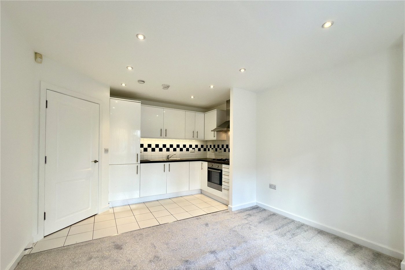 1 bedroom property for sale in Bevan Place | Robinson Jackson