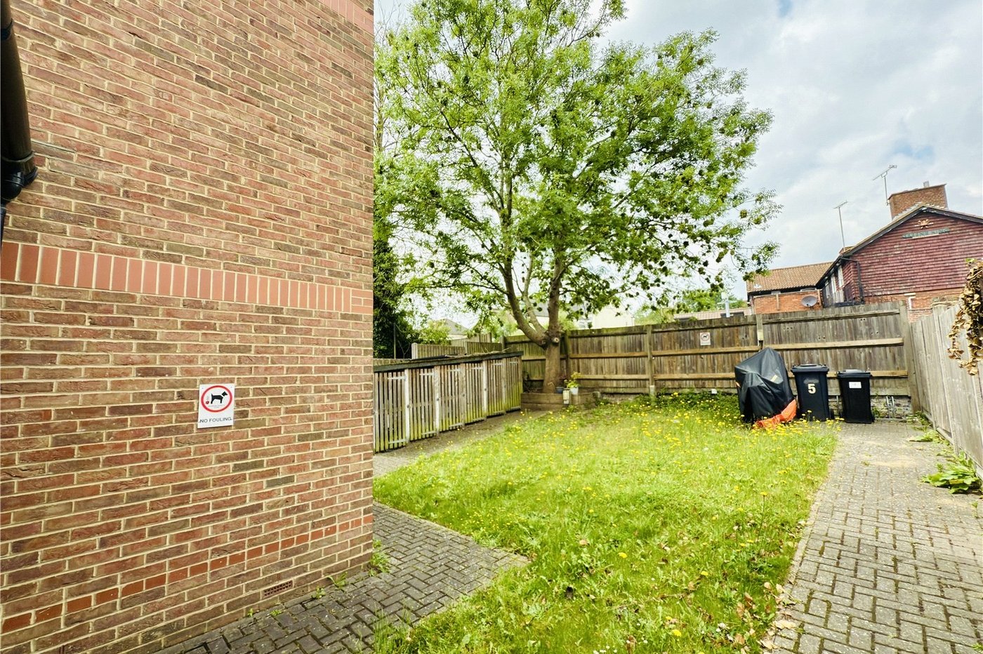 1 bedroom property for sale in Bevan Place | Robinson Jackson