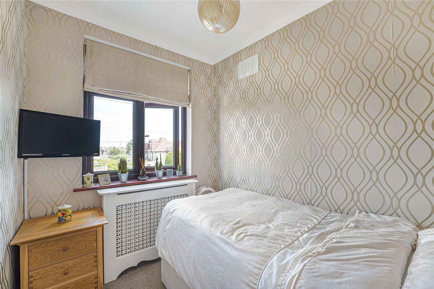 3 bedroom house for sale in West Dartford | Robinson Jackson