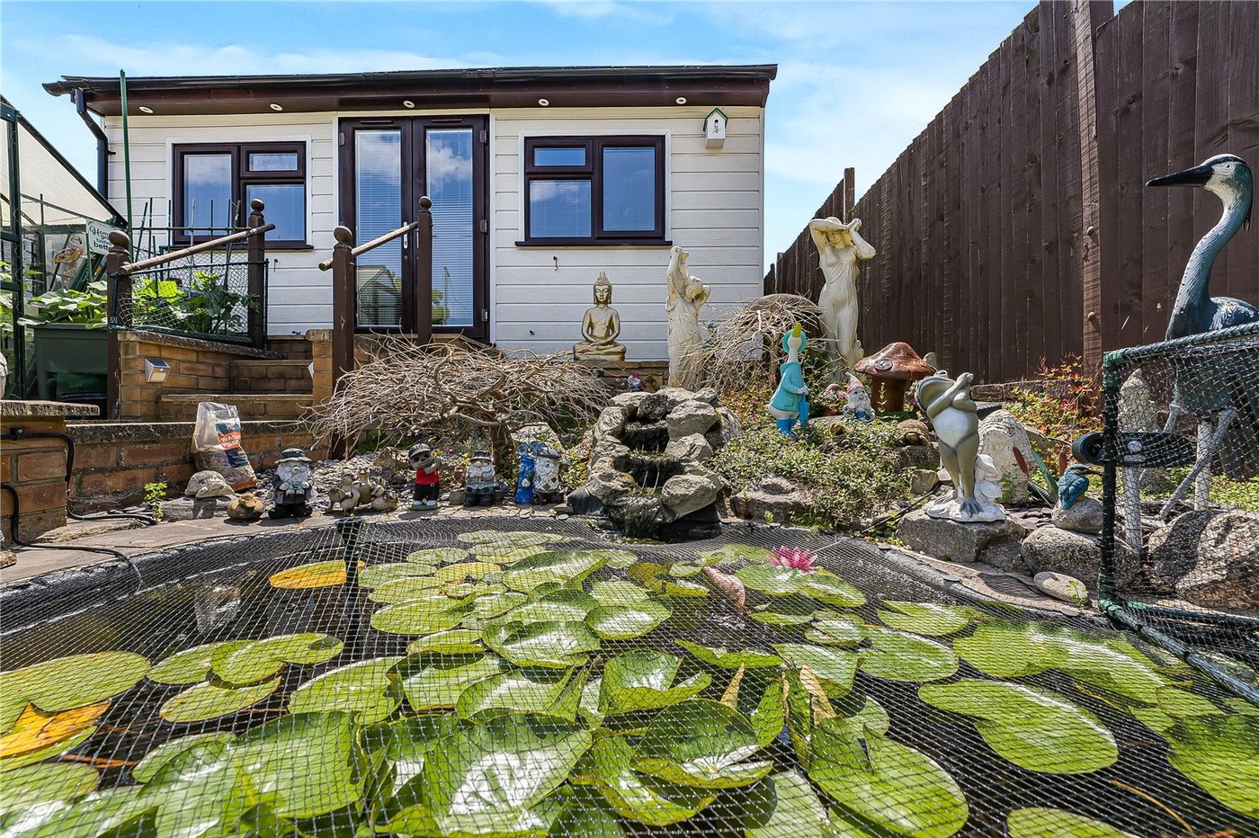 3 bedroom house for sale in West Dartford | Robinson Jackson