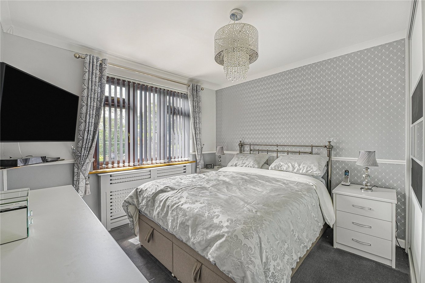 3 bedroom house for sale in West Dartford | Robinson Jackson
