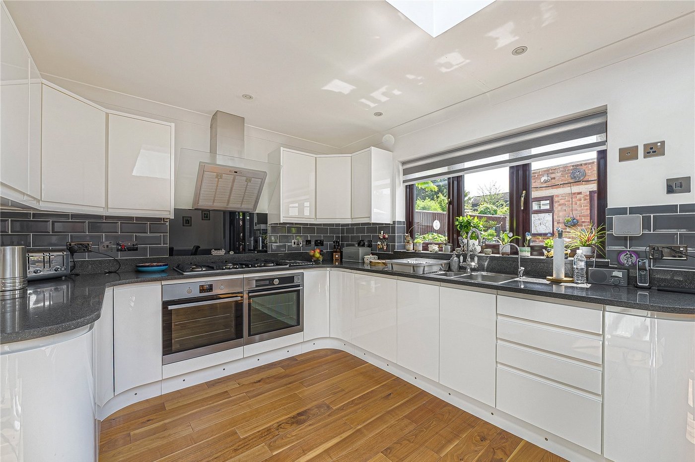 3 bedroom house for sale in West Dartford | Robinson Jackson