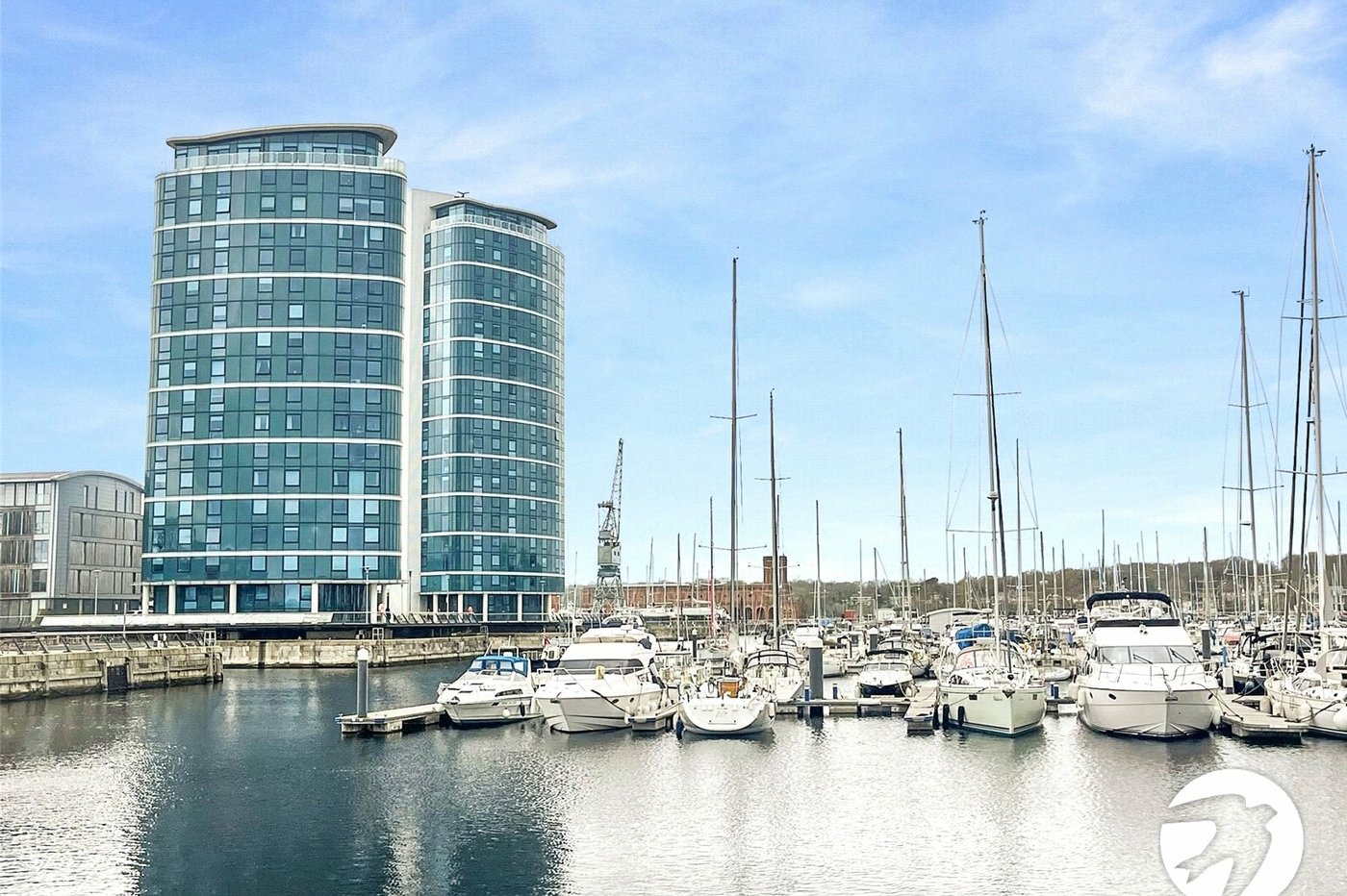 1 bedroom property for sale in Dock Head Road | Robinson Michael & Jackson