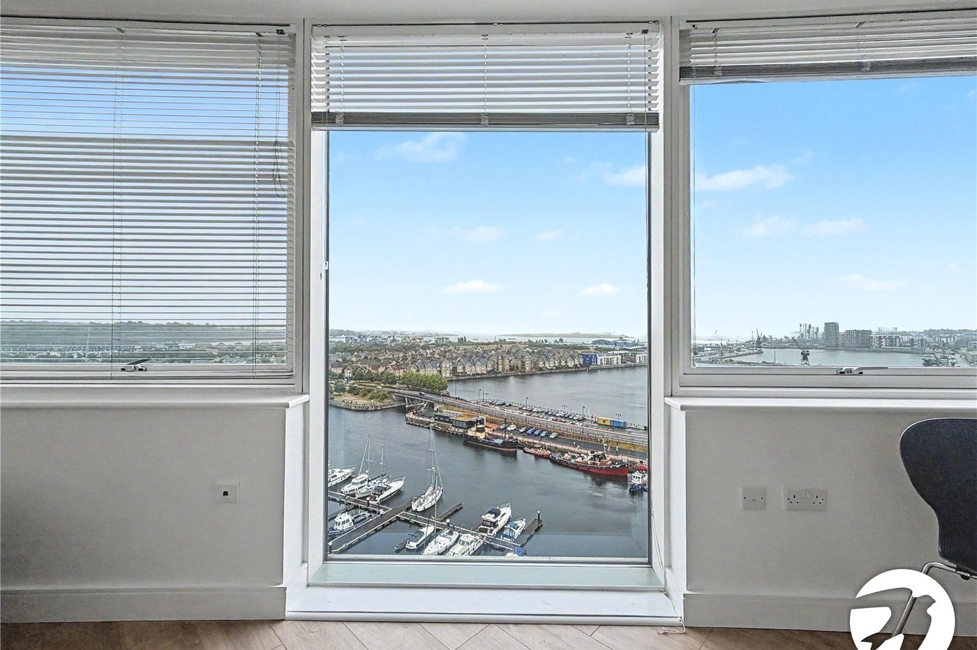 2 bedroom property for sale in Dock Head Road | Robinson Michael & Jackson