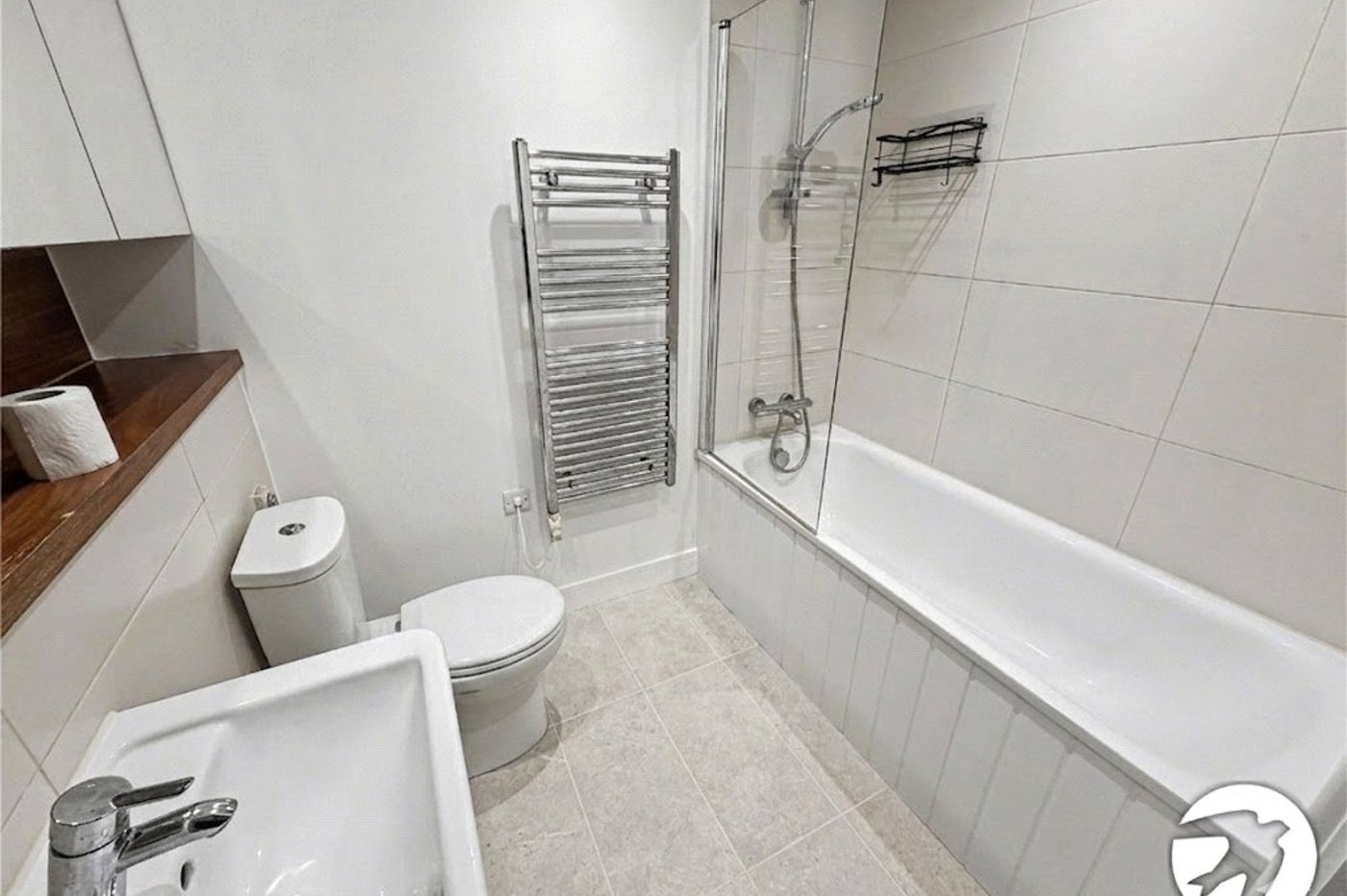 2 bedroom property for sale in Dock Head Road | Robinson Michael & Jackson