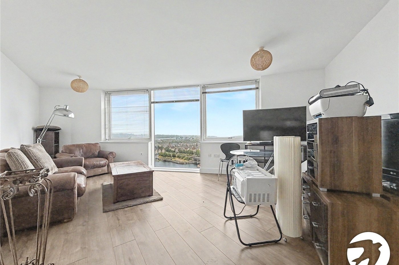 2 bedroom property for sale in Dock Head Road | Robinson Michael & Jackson