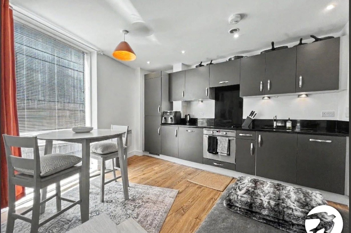 2 bedroom property for sale in Dock Head Road | Robinson Michael & Jackson