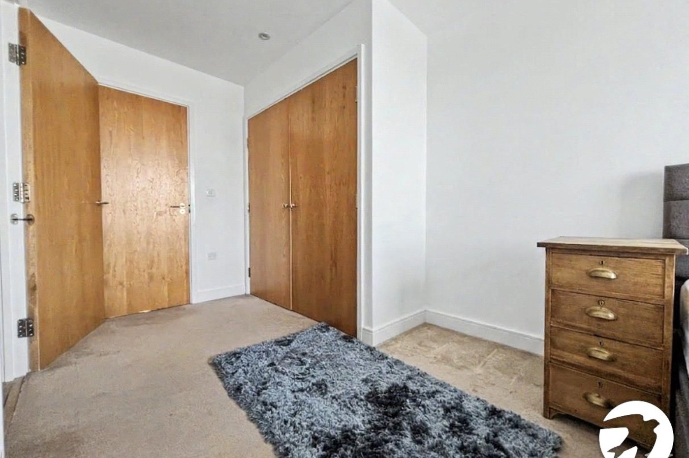 2 bedroom property for sale in Dock Head Road | Robinson Michael & Jackson