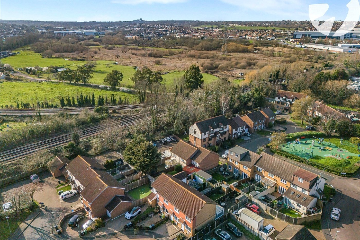 2 bedroom house for sale in Dartford | Robinson Jackson