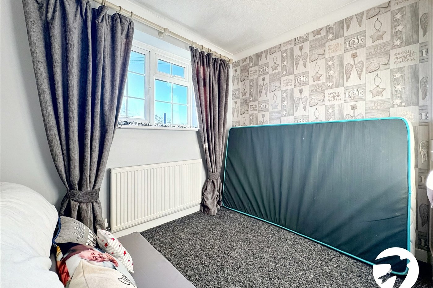 3 bedroom house for sale in Penenden Heath | Robinson Michael & Jackson