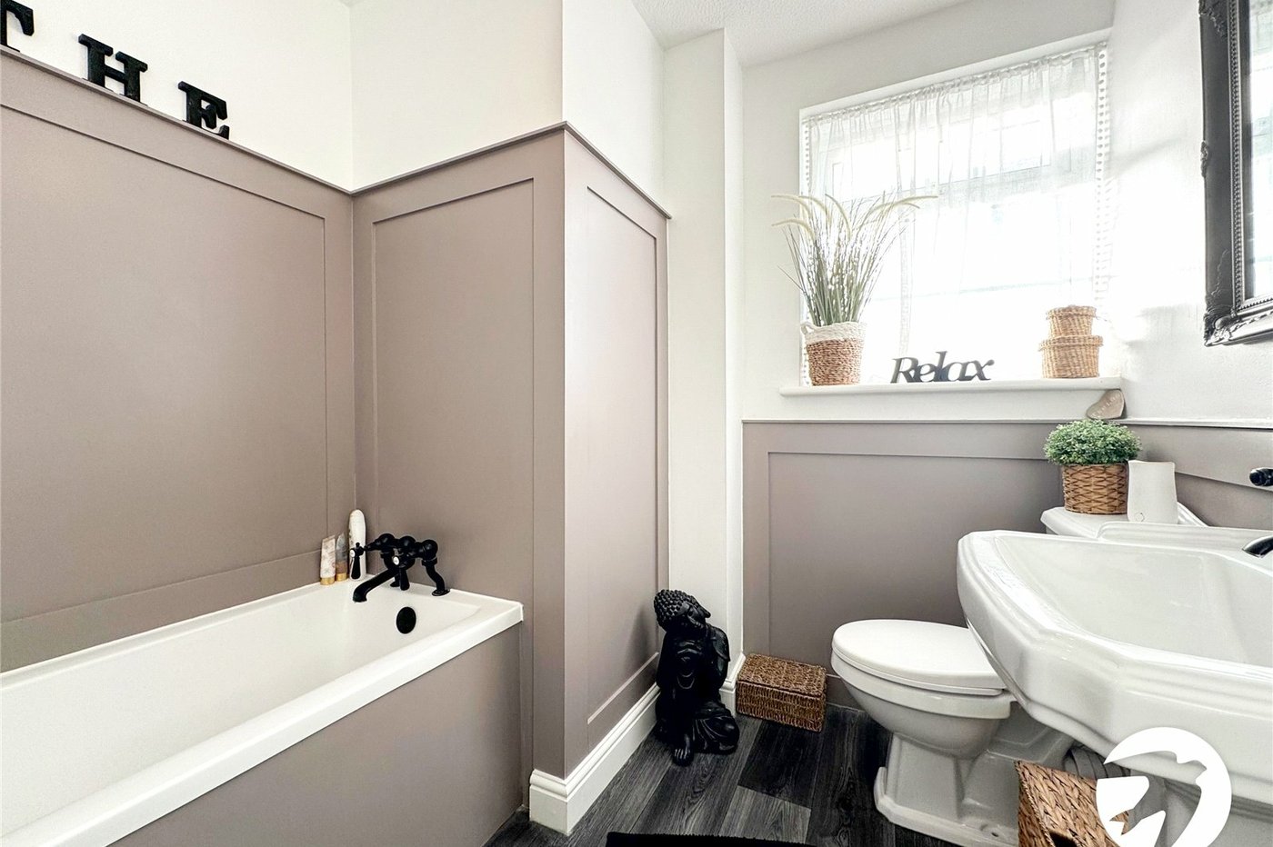 3 bedroom house for sale in Penenden Heath | Robinson Michael & Jackson