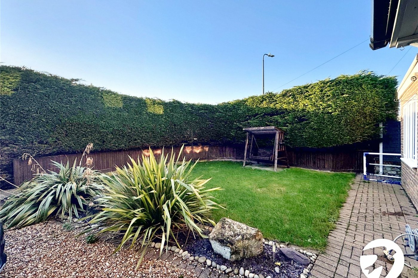 3 bedroom house for sale in Penenden Heath | Robinson Michael & Jackson