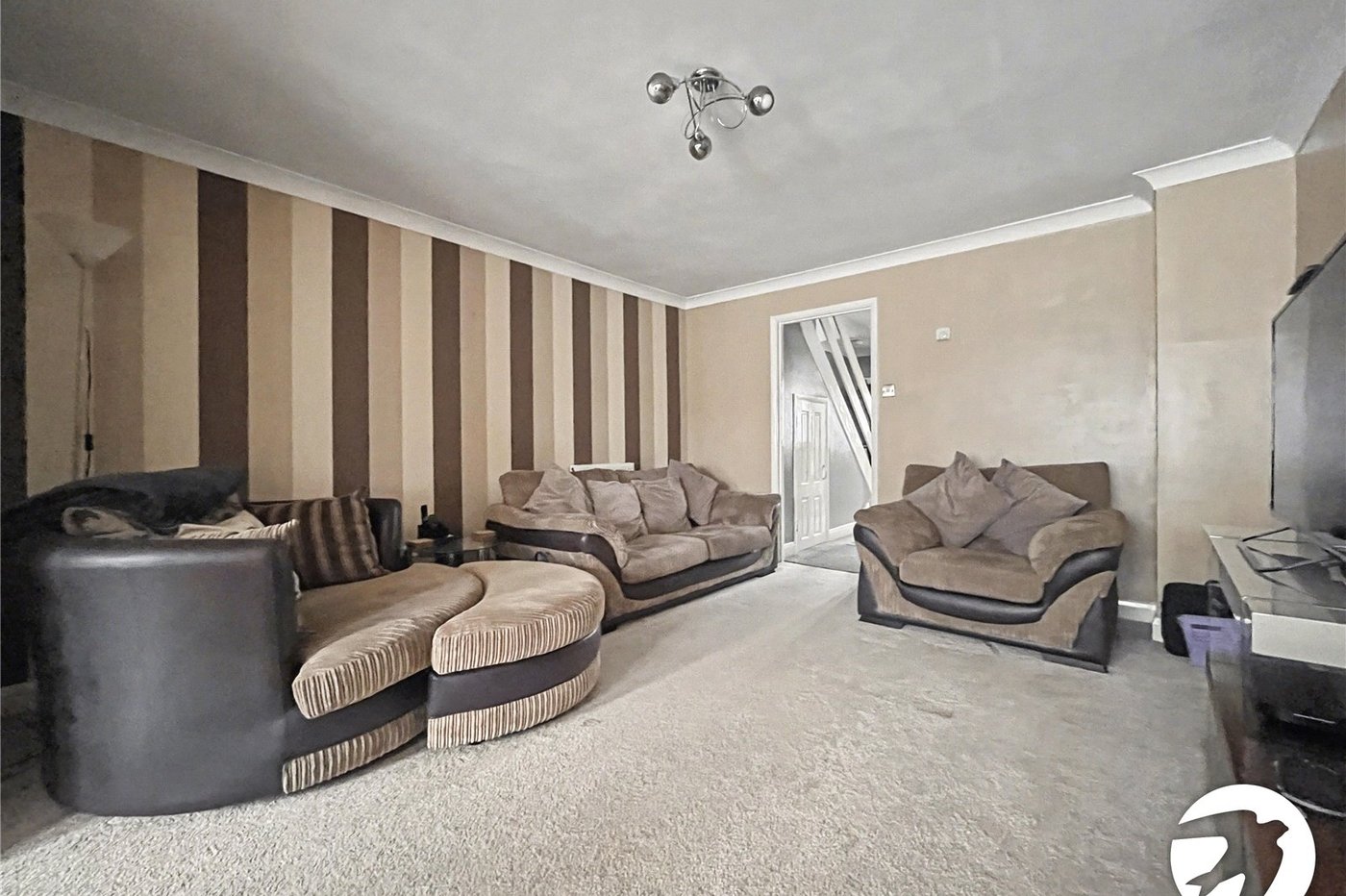 2 bedroom house for sale in Rochester | Robinson Michael & Jackson