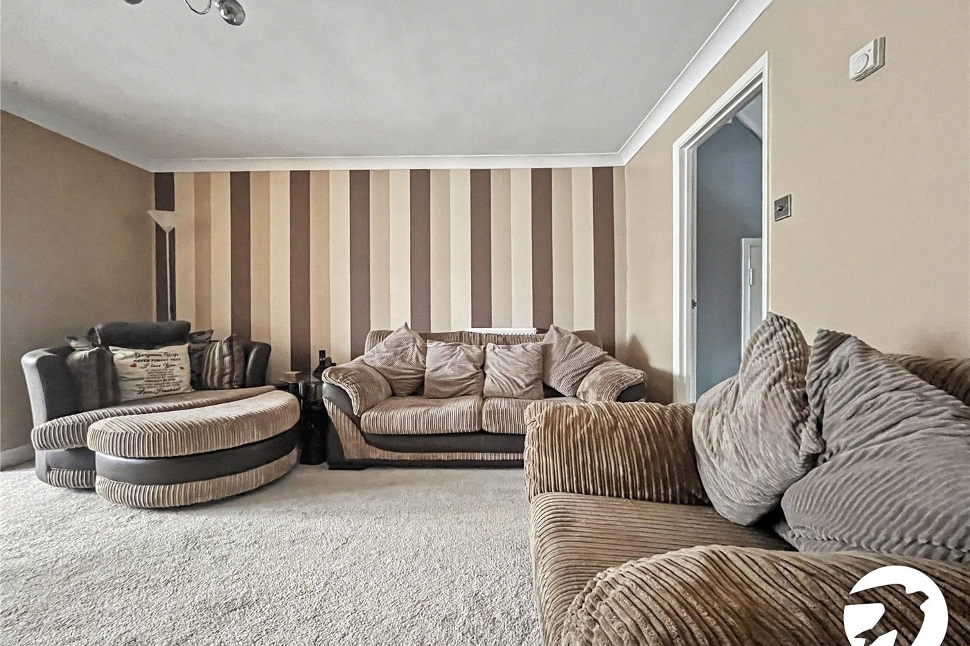 2 bedroom house for sale in Rochester | Robinson Michael & Jackson