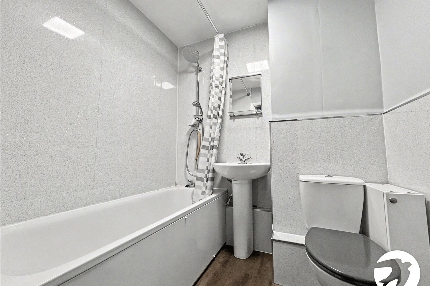 2 bedroom house for sale in Rochester | Robinson Michael & Jackson