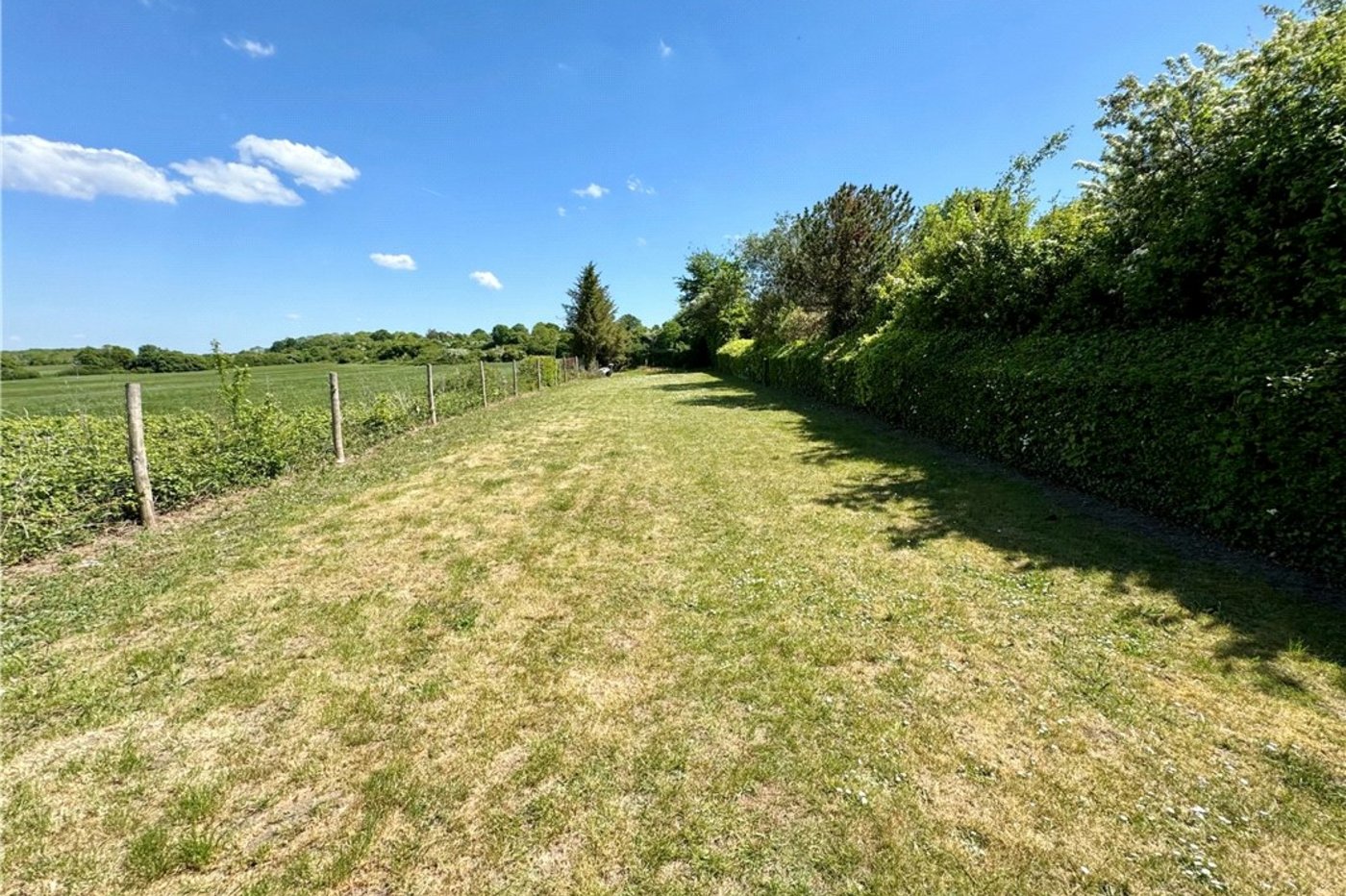 3 bedroom bungalow for sale in Orpington | Robinson Jackson