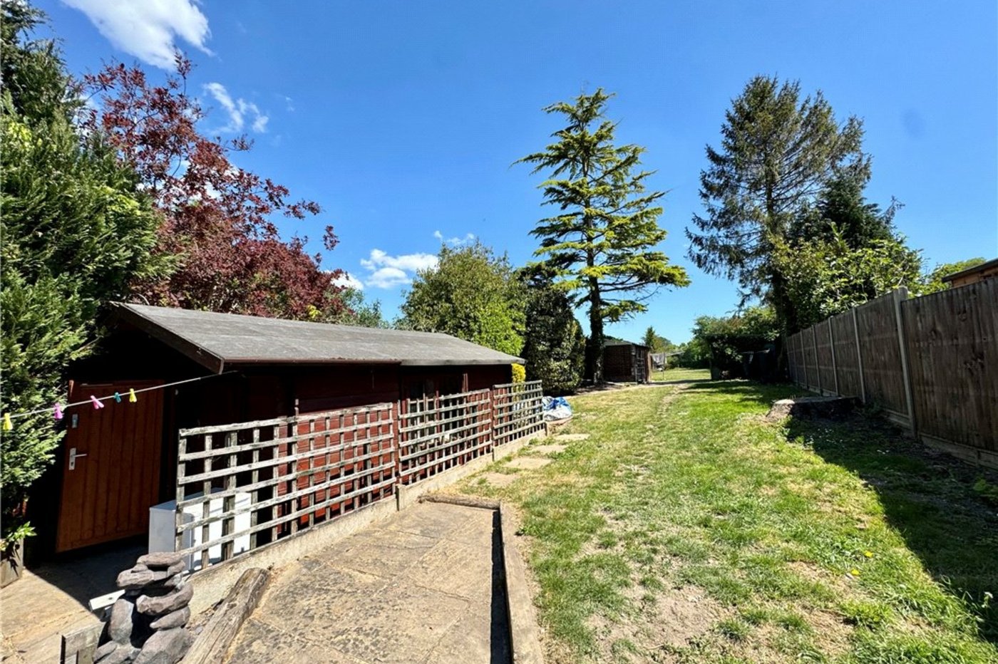 3 bedroom bungalow for sale in Orpington | Robinson Jackson