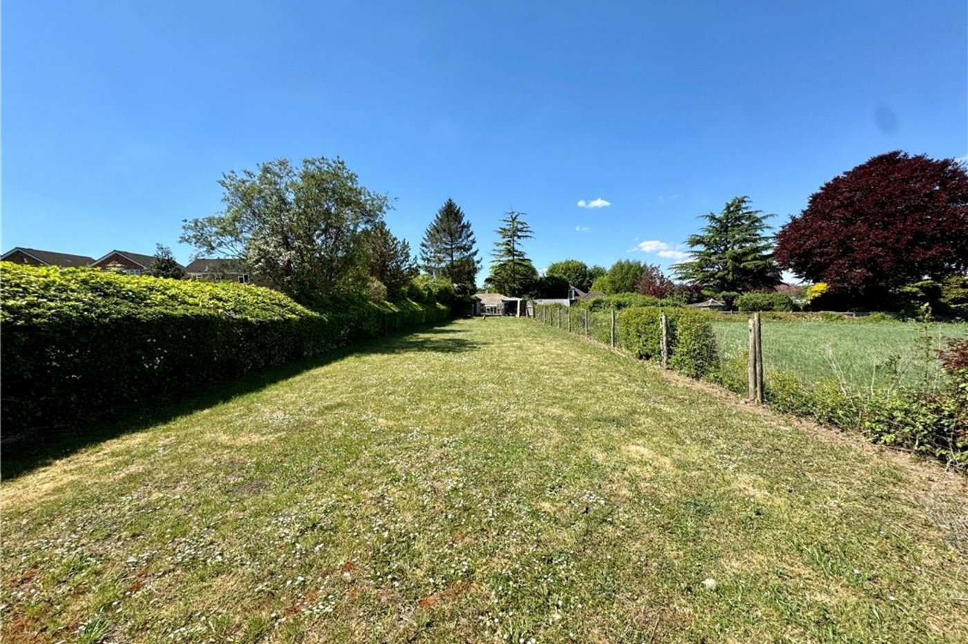 3 bedroom bungalow for sale in Orpington | Robinson Jackson