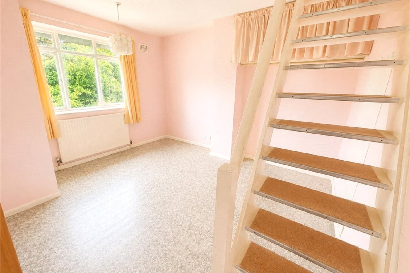 3 bedroom house for sale in Orpington | Robinson Jackson