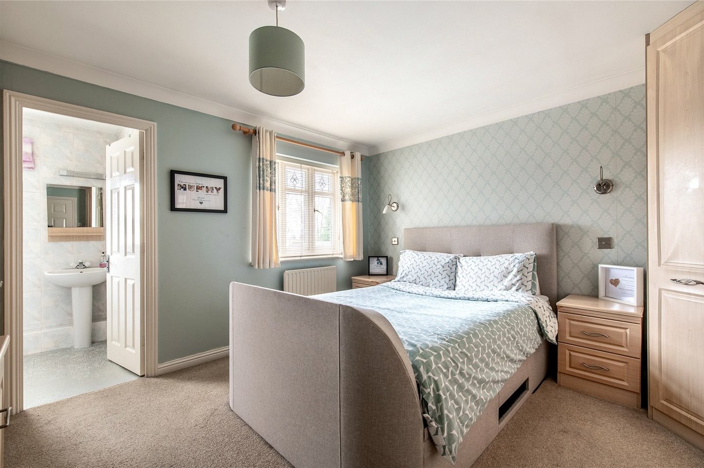 4 bedroom house for sale in Gravesend | Robinson Michael & Jackson