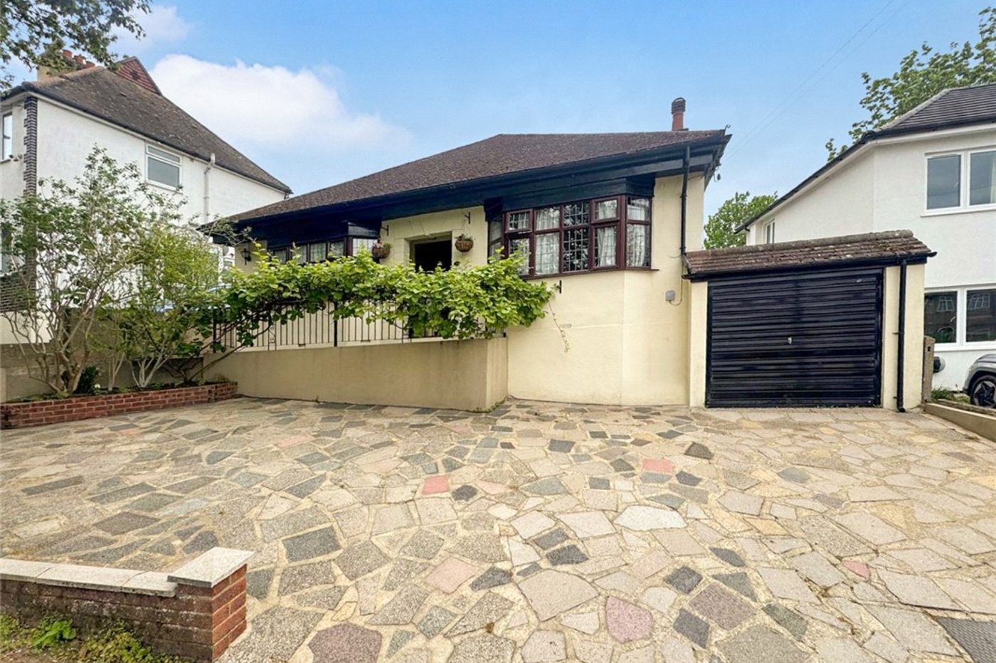 3 bedroom bungalow for sale in South Orpington | Robinson Jackson