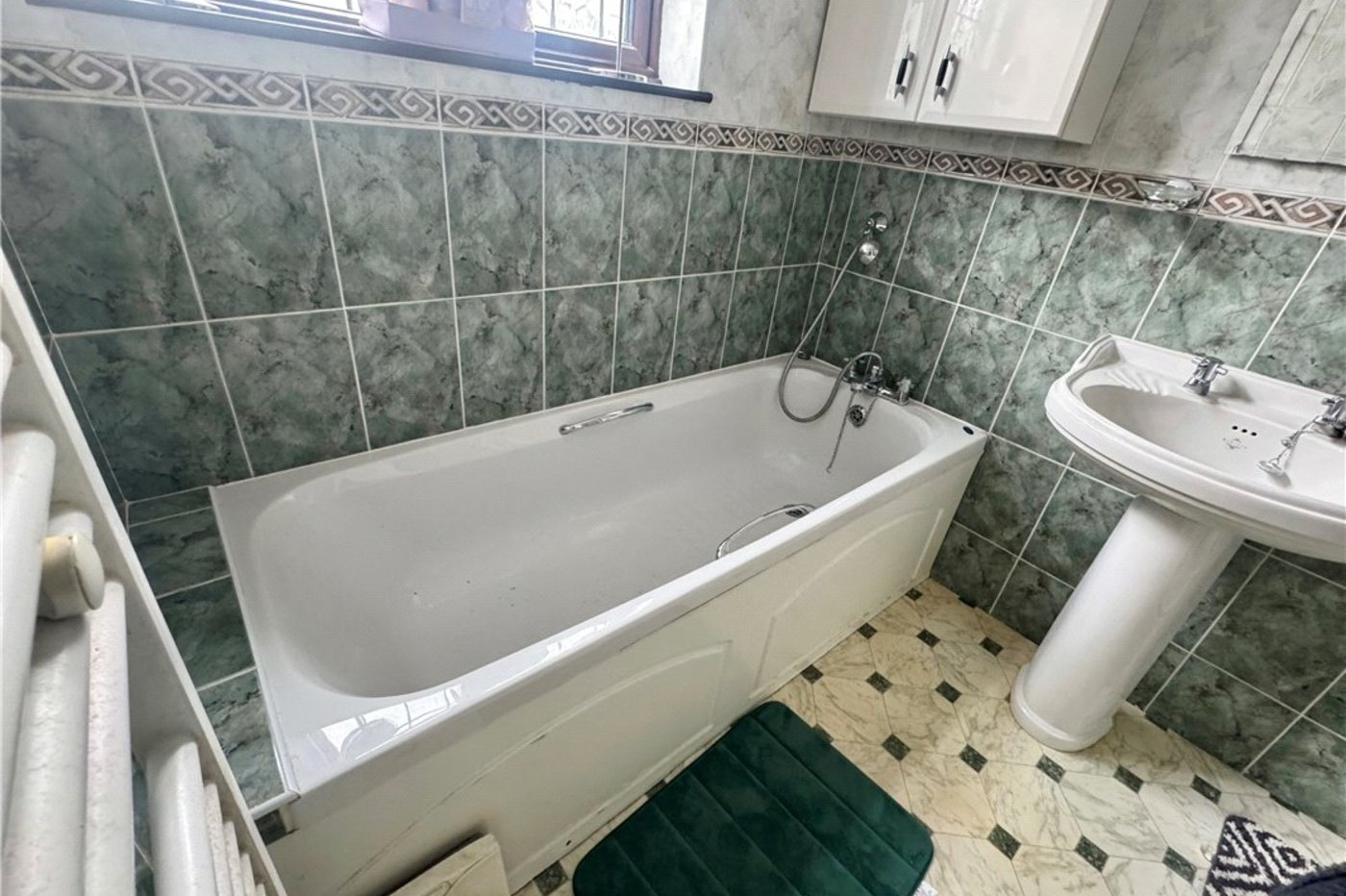 3 bedroom bungalow for sale in South Orpington | Robinson Jackson