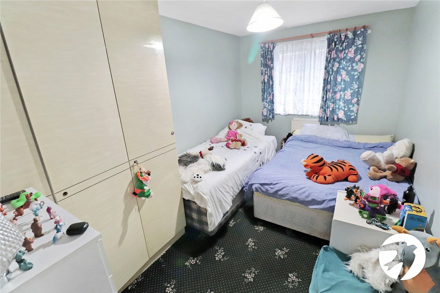 4 bedroom house for sale in London | Robinson Jackson