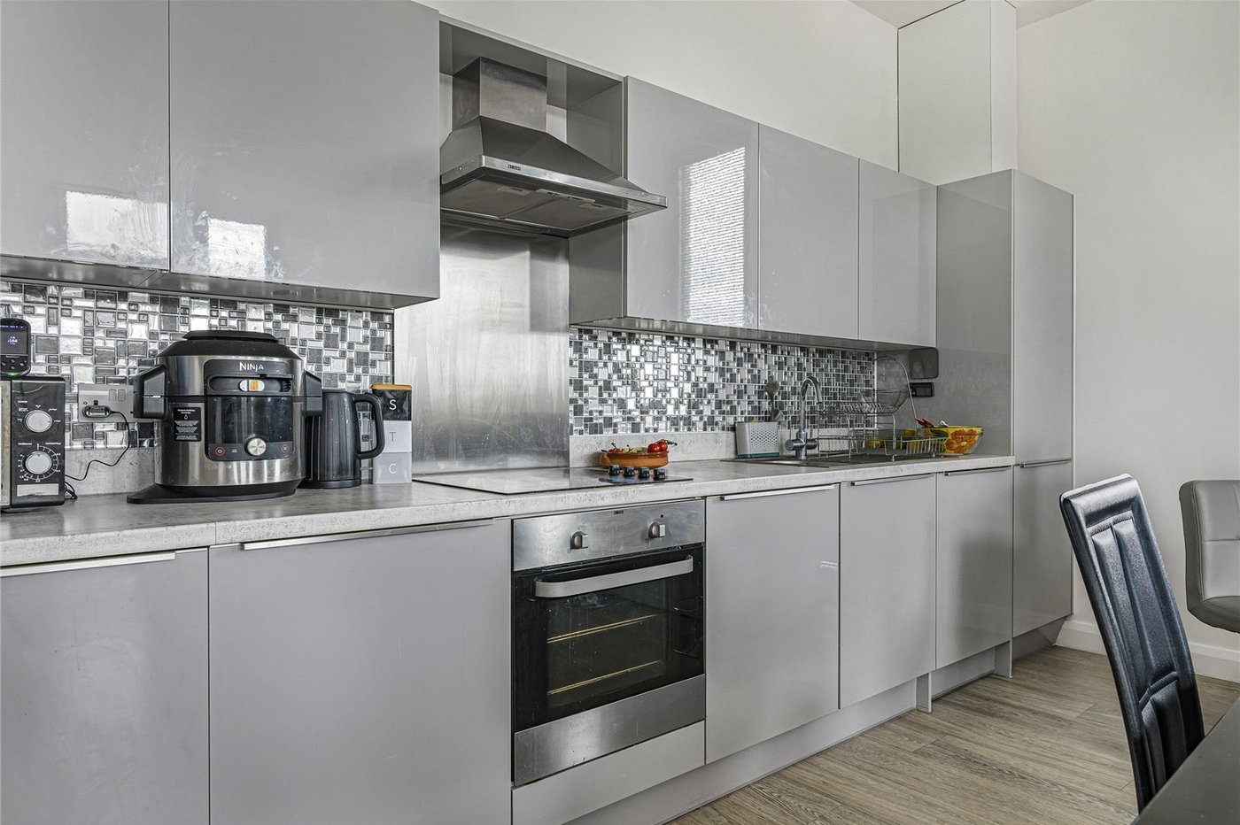 2 bedroom property for sale in Castle Hill | Robinson Jackson