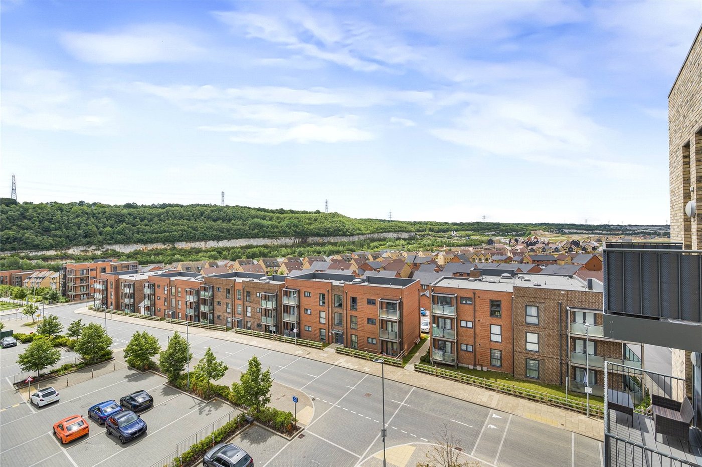 2 bedroom property for sale in Castle Hill | Robinson Jackson