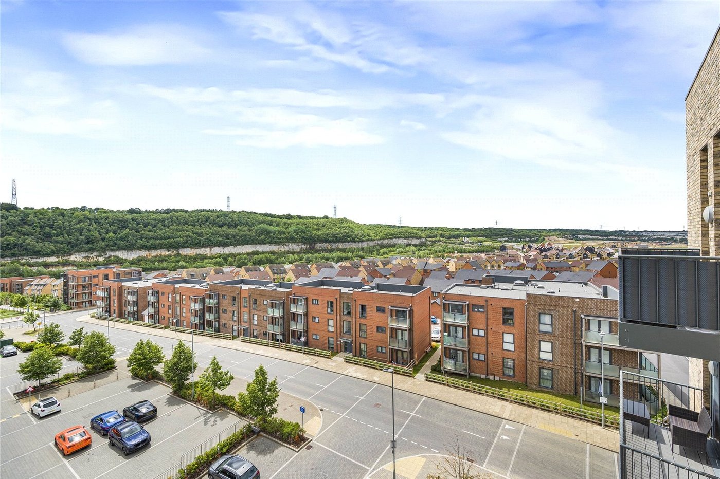 2 bedroom property for sale in Castle Hill | Robinson Jackson