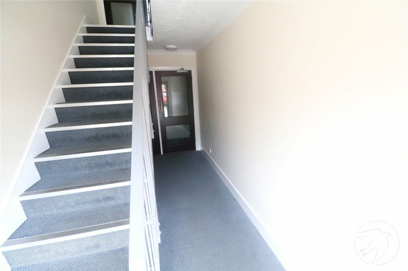 2 bedroom property for sale in Belvedere | Robinson Jackson