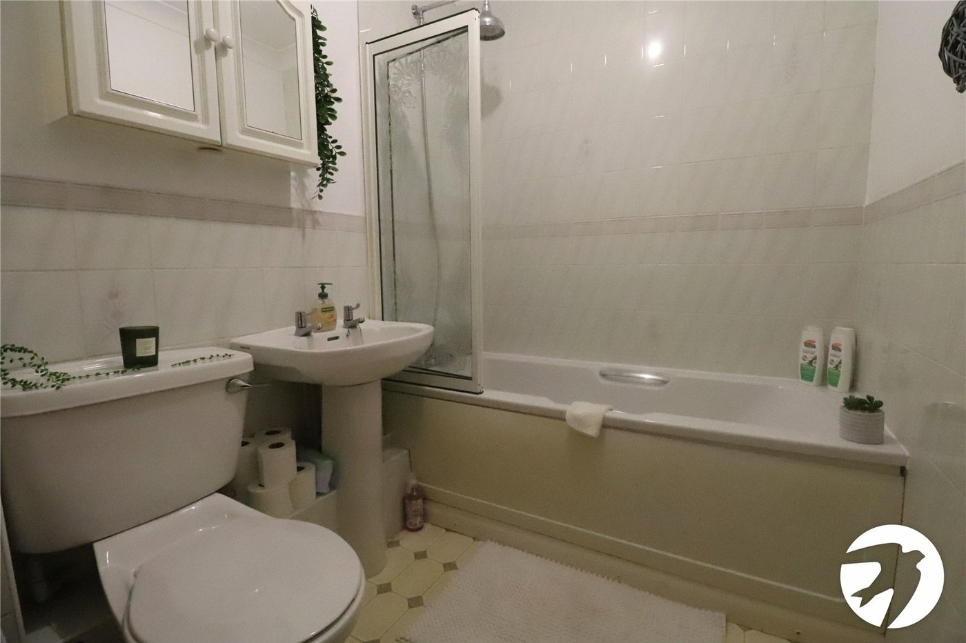 2 bedroom property for sale in Belvedere | Robinson Jackson