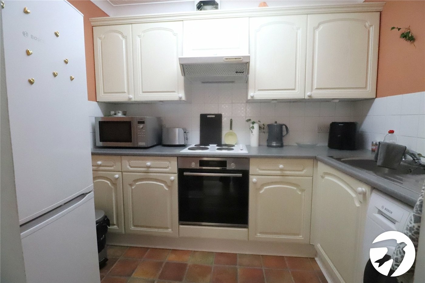 2 bedroom property for sale in Belvedere | Robinson Jackson