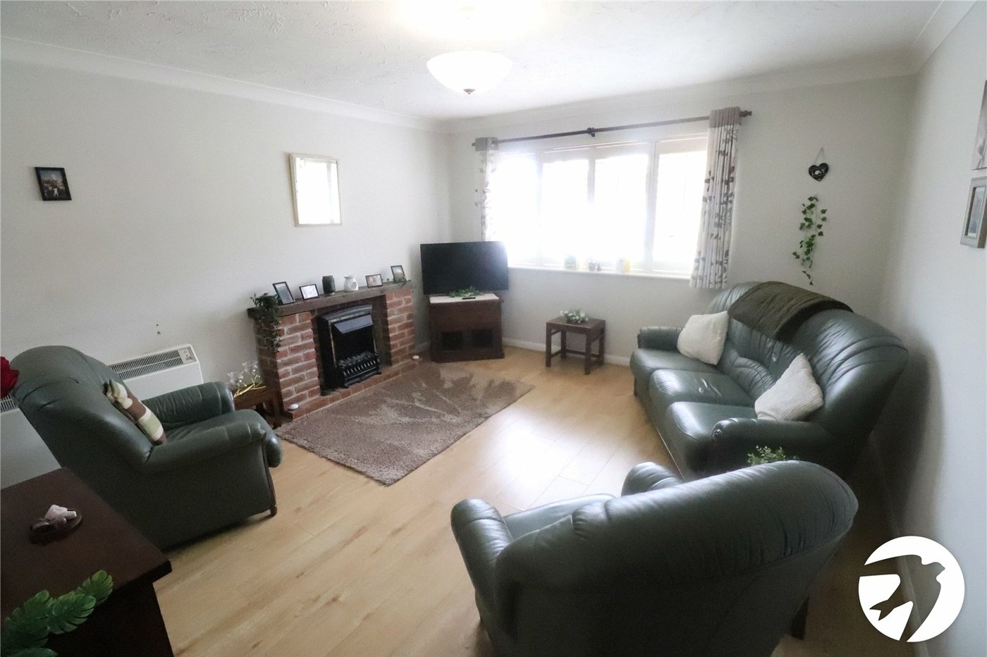 2 bedroom property for sale in Belvedere | Robinson Jackson