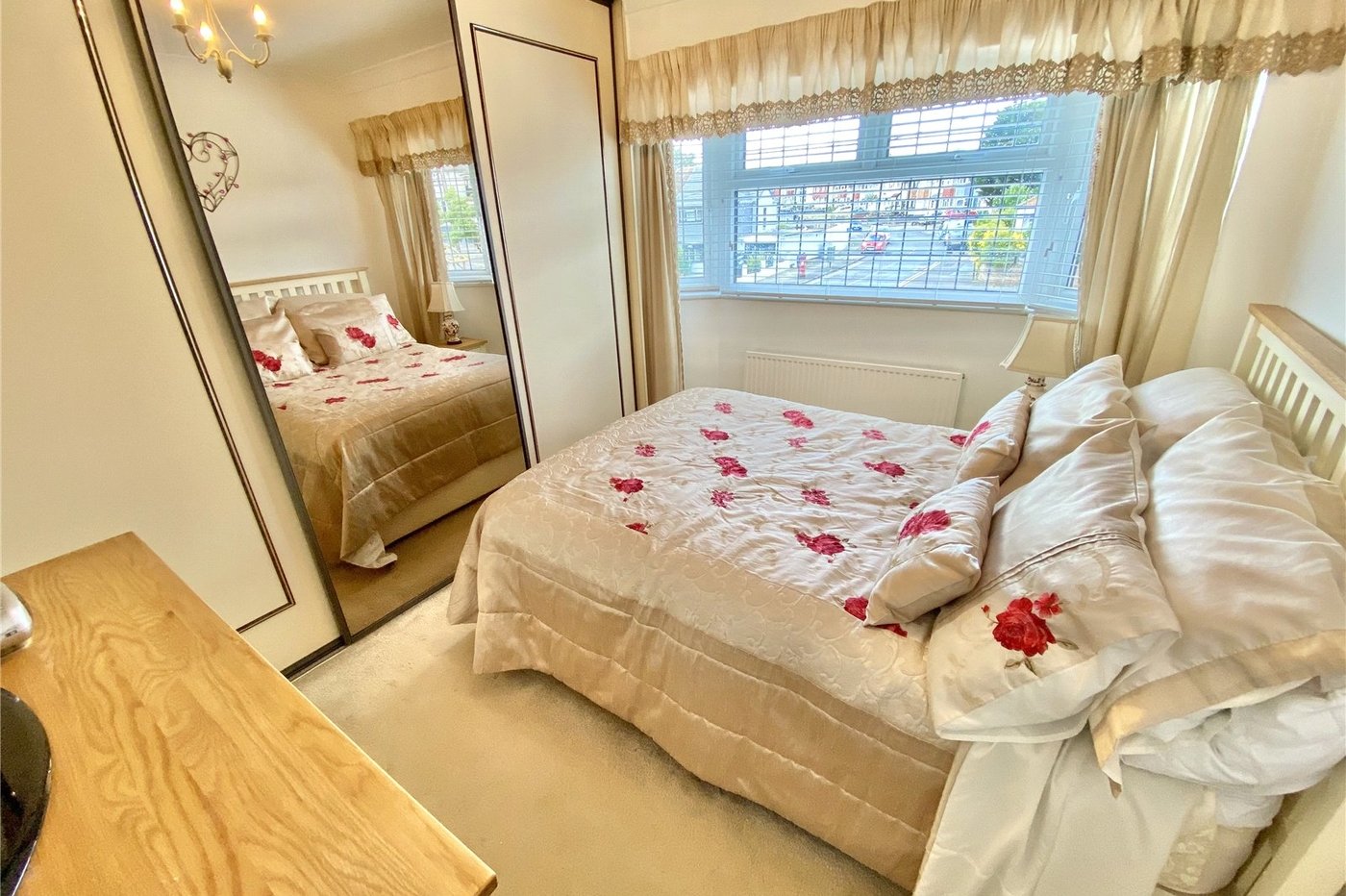 3 bedroom house for sale in Sidcup | Robinson Jackson