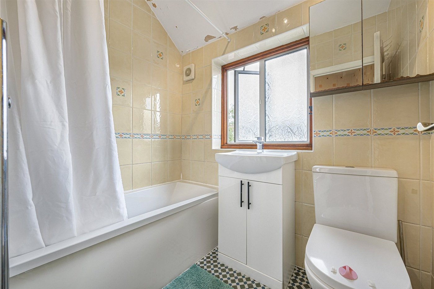 3 bedroom house for sale in Sidcup | Robinson Jackson