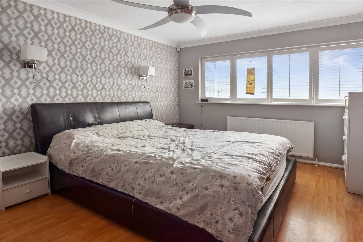 4 bedroom house for sale in Dartford | Robinson Jackson
