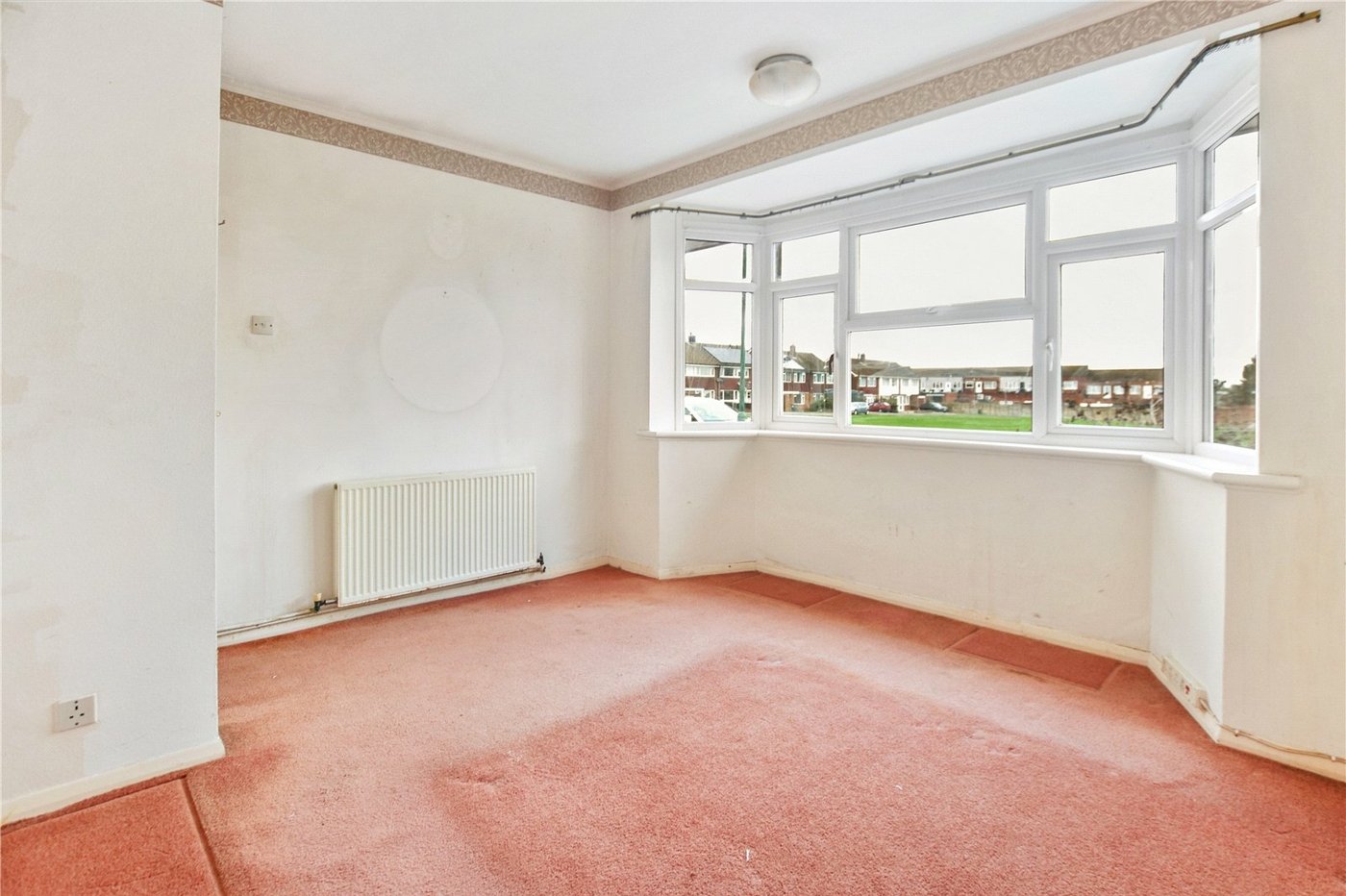 3 bedroom bungalow for sale in Dartford | Robinson Jackson